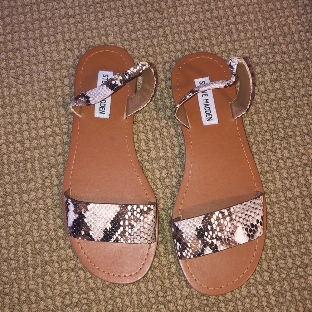 Steve Madden sandals
